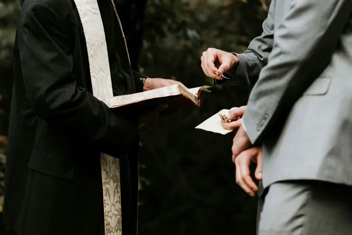 "What's Your Worst Experience As A Wedding Guest And What Made It A Bad Wedding?" (50 Answers)