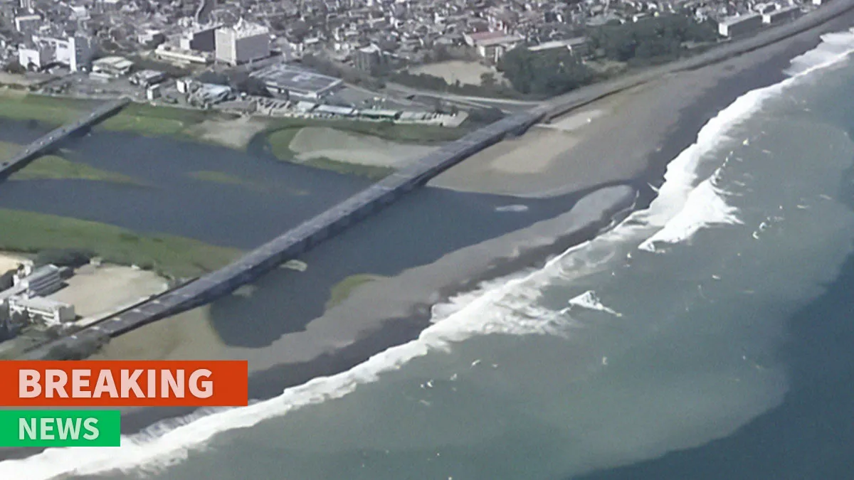 First Tsunami Waves Slam Into Alaska And Japan Amid Frantic Warnings Following Mega Earthquake