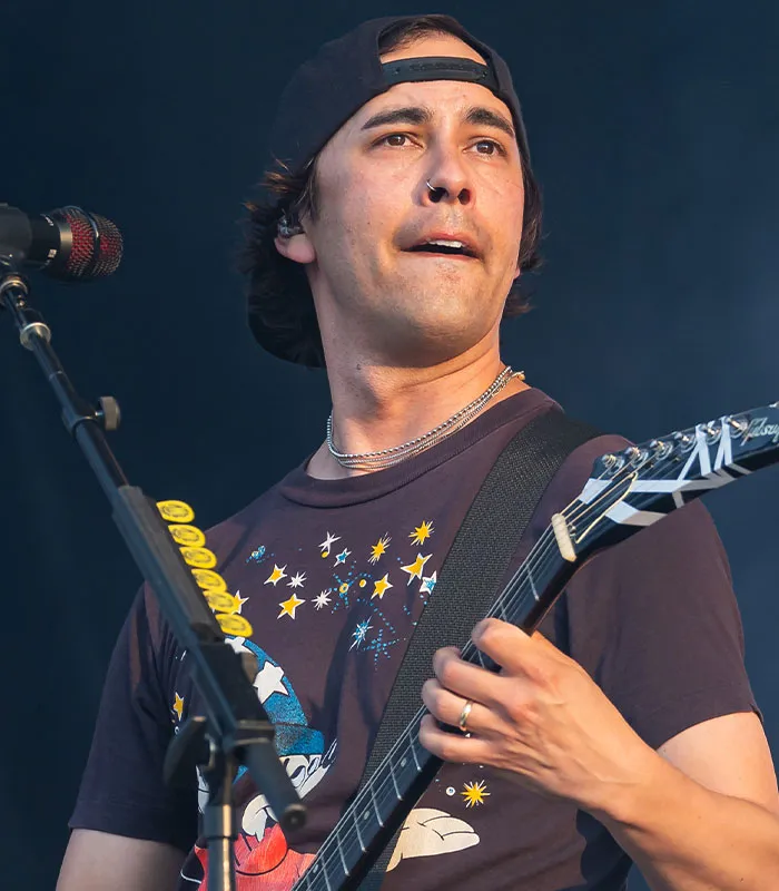 Vic Fuentes