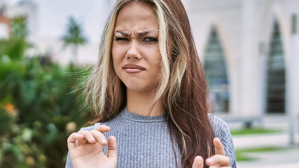 43 Times Men Forgot Basic Decency In Public Spaces