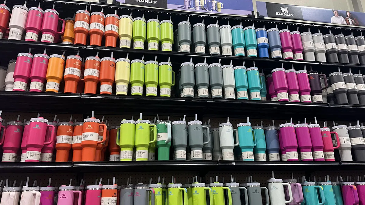 People Are Sharing Clear Overconsumption Trends They Hate And Here Are 29 Of Them