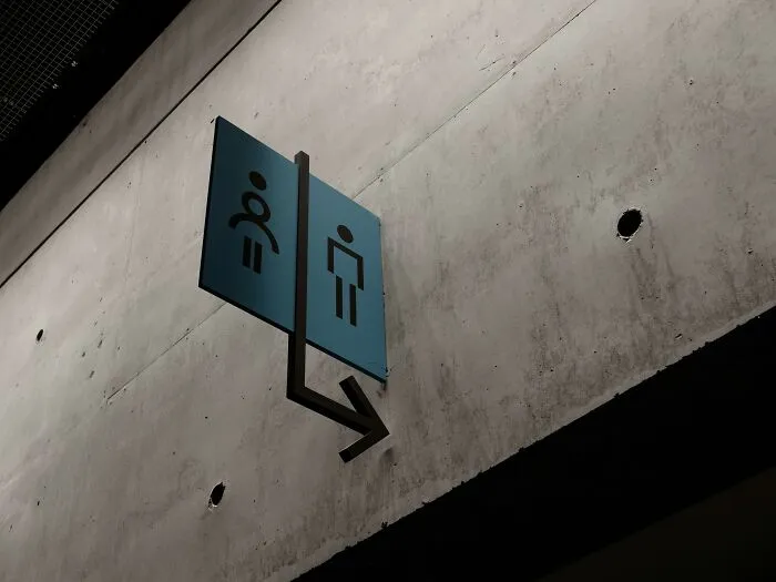 "Free Toilets Everywhere": 30 Interesting Facts About The US People Understand Only After Visiting