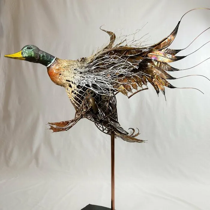 This Guy Makes Animal Sculptures From Junkyard Metal, And They're Hauntingly Beautiful (24 Pics)