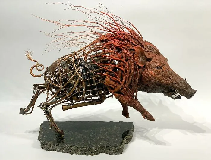 This Guy Makes Animal Sculptures From Junkyard Metal, And They're Hauntingly Beautiful (24 Pics)