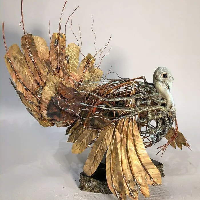This Guy Makes Animal Sculptures From Junkyard Metal, And They're Hauntingly Beautiful (24 Pics)