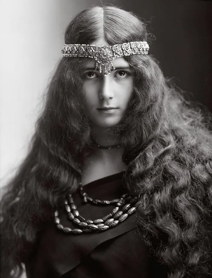 Cleo De Merode, Ca. 1903