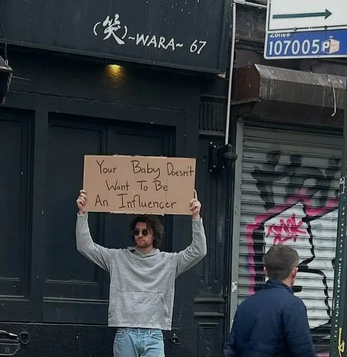 The “Dude With The Sign” Has Even More Things To Say And Here Are 50 Of The Newest Pics