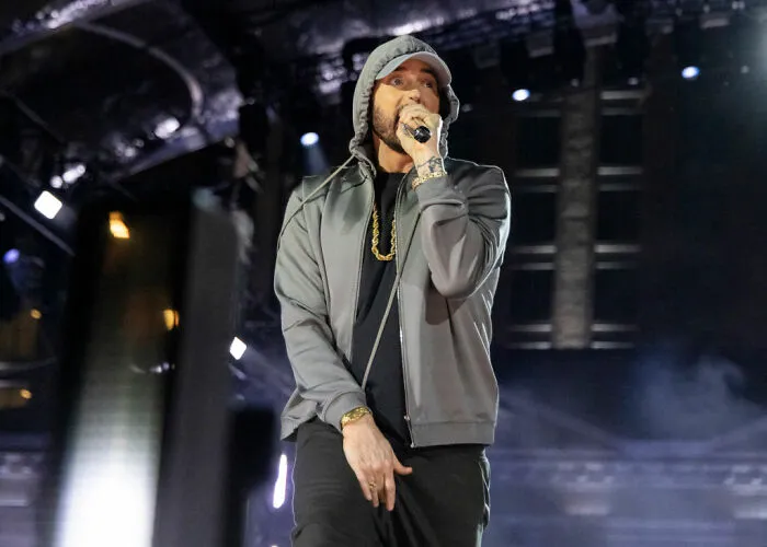 Eminem Steers Clear Of Unnecessary Spending