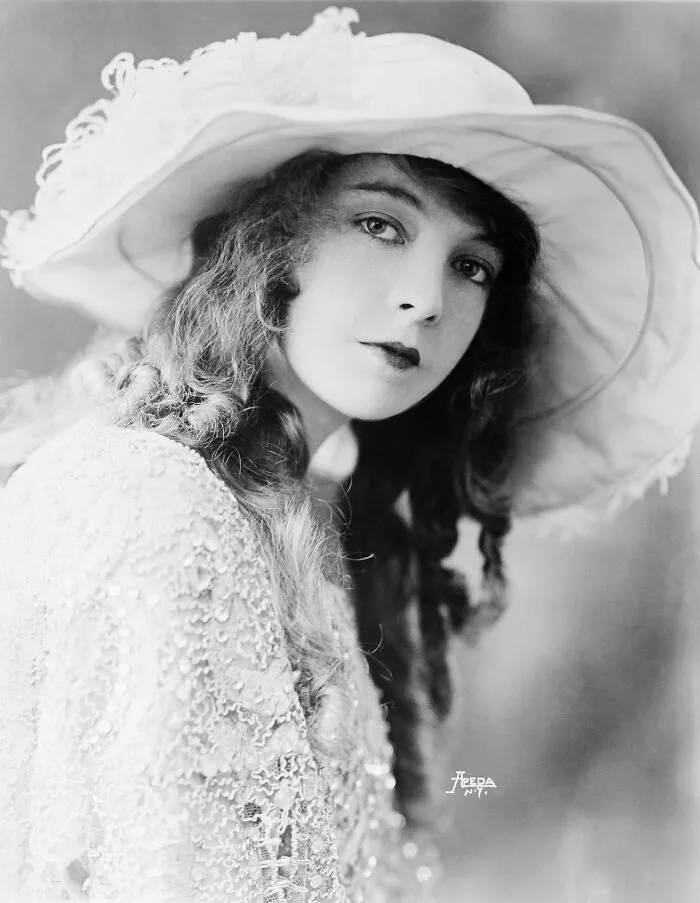 Lillian Gish, 1921