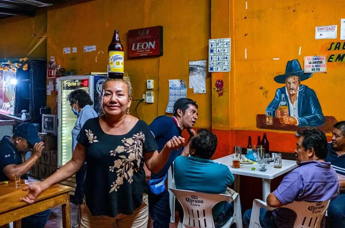 This Photographer Captured 50 Honest Street Moments That Show The Beauty Of Everyday Life