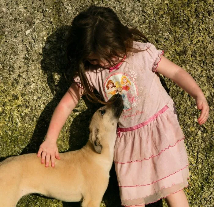 Where Childhood Runs Free: 29 Irish Traveler Kids And Their Animals
