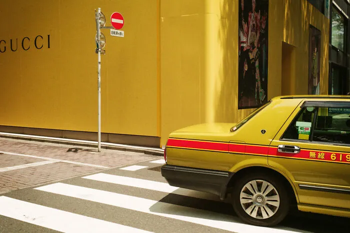 40 New Photos That Show What Daily Life In Japan Looks Like By Photographer Shin Noguchi