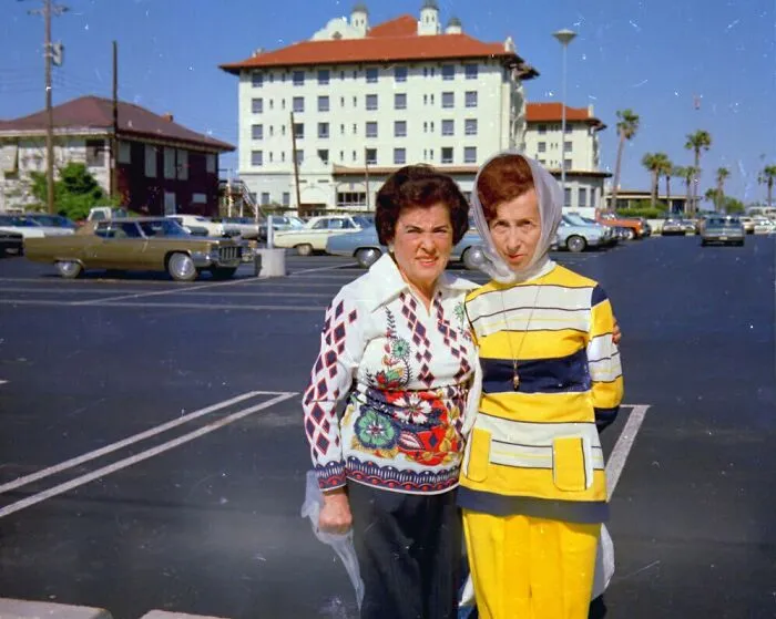 Elderly Sisters Meet In Florida, 1972