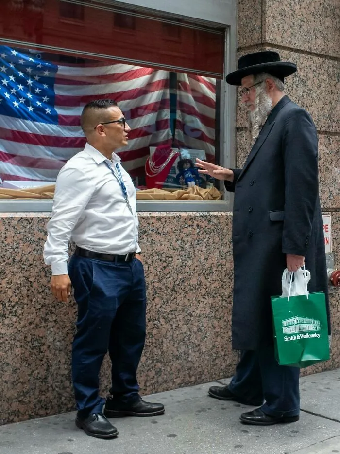 These 40 Photos Weren’t Planned Or Staged, They Just Happened And I Was There To Catch Them