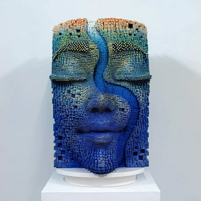 Sculptor Creates 20 Flowing Wooden Portraits That Reveal The Fluid Beauty Of The Human Form