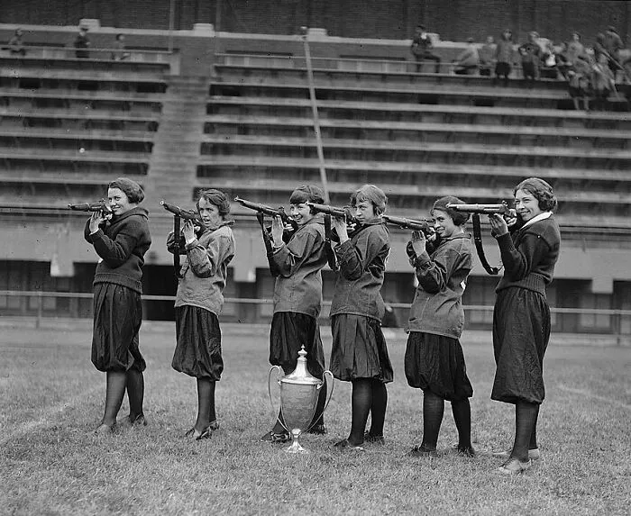 Washington D.C. Girls' Rifle Team, 1922