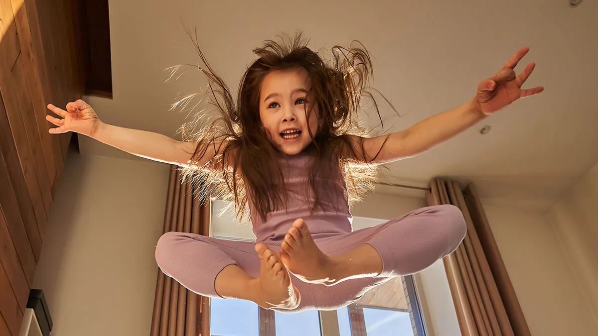 Mom Pulls Last-Minute Babysitting Trick On Teen, Regrets It When 6YO Leaves Screaming Metal Lyrics