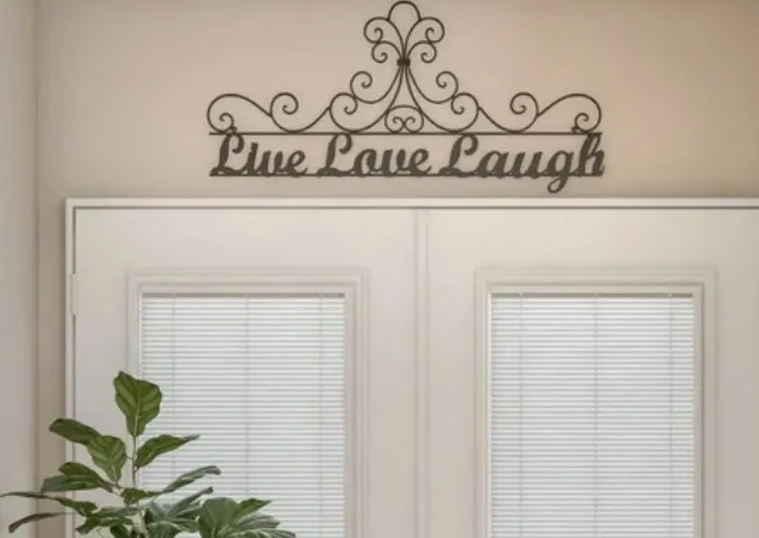 “Just Gross To Me”: 50 People Share Red Flags That They Always Look Out For In People's Homes