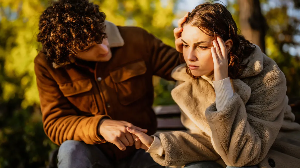 Boyfriend Abruptly Dumps GF, Gets Emotional After She Moves On Without Fighting For Him