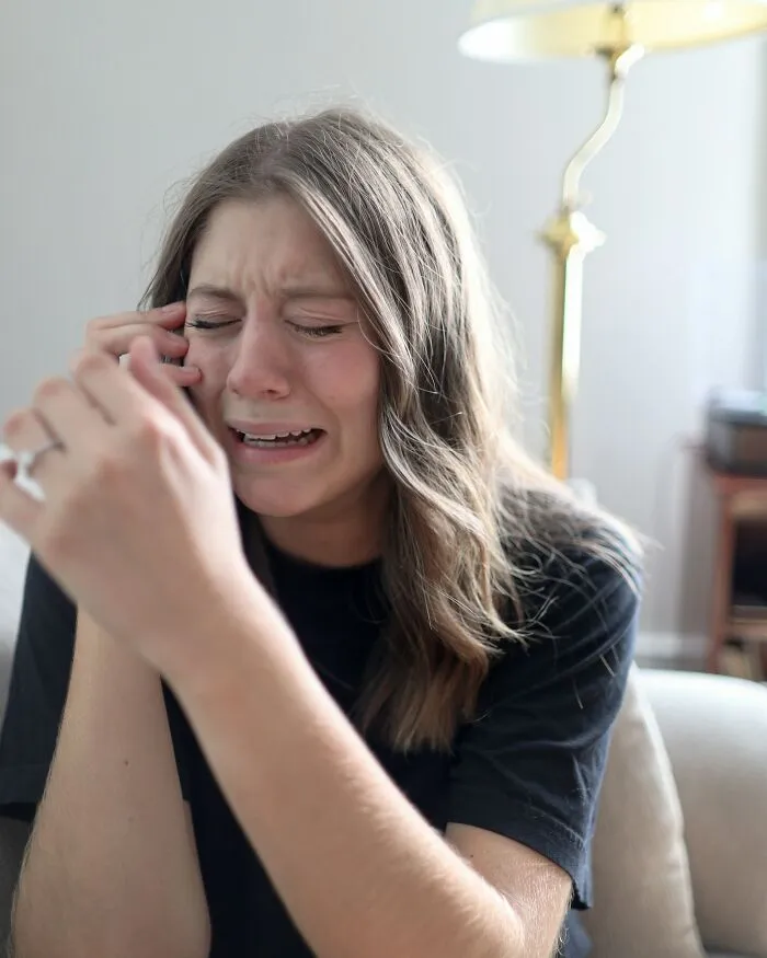 People Share The 50 Worst Things They Accidentally Overheard And Can’t Forget