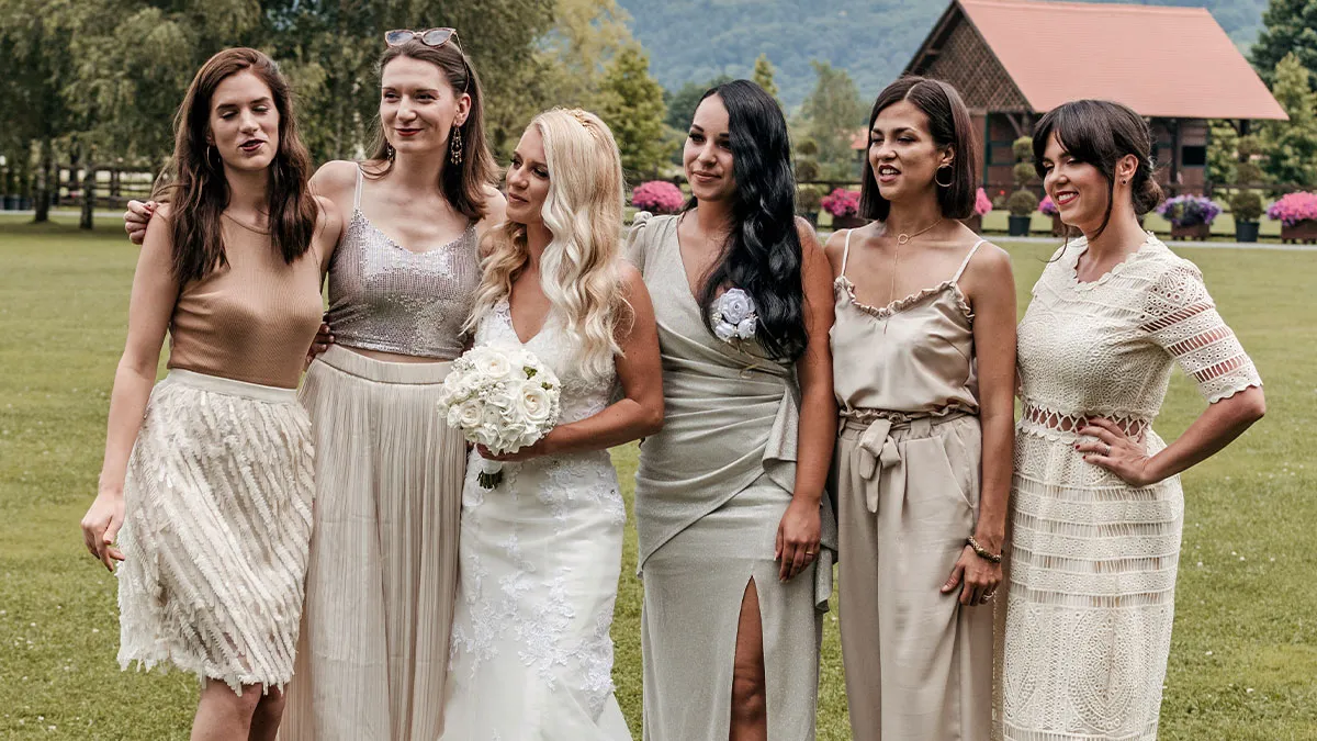 “Left Guests Feeling Awkward”: Guests Confused Why Bride Is Upset After They Followed Dress Code 