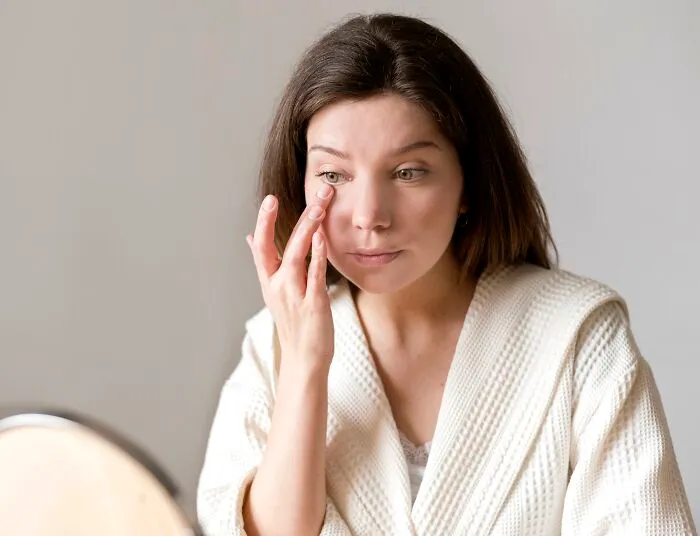 38 Folks Facing Cancer Share The Symptoms That Made Them Finally Visit A Doctor