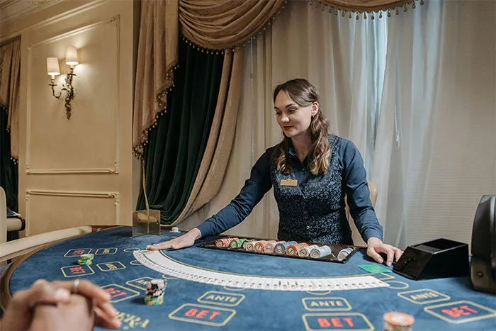 45 Times Casino And Hotel Workers Witnessed The Craziest And Saddest Things On The Job
