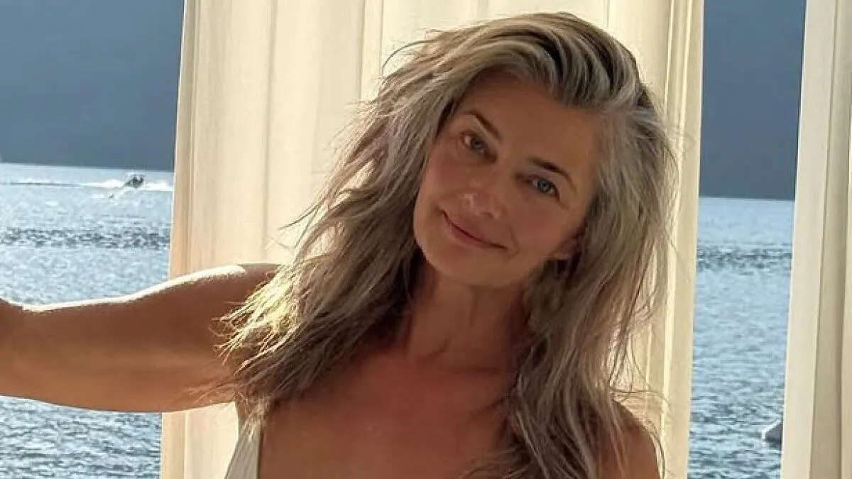 Supermodel, 60, Shows What Her Body Looks Like Without Filters And Gets Praised