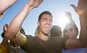 “Can You Imagine Mums Doing That?” Dad Goes To A Festival While His Daughter Is In The Hospital