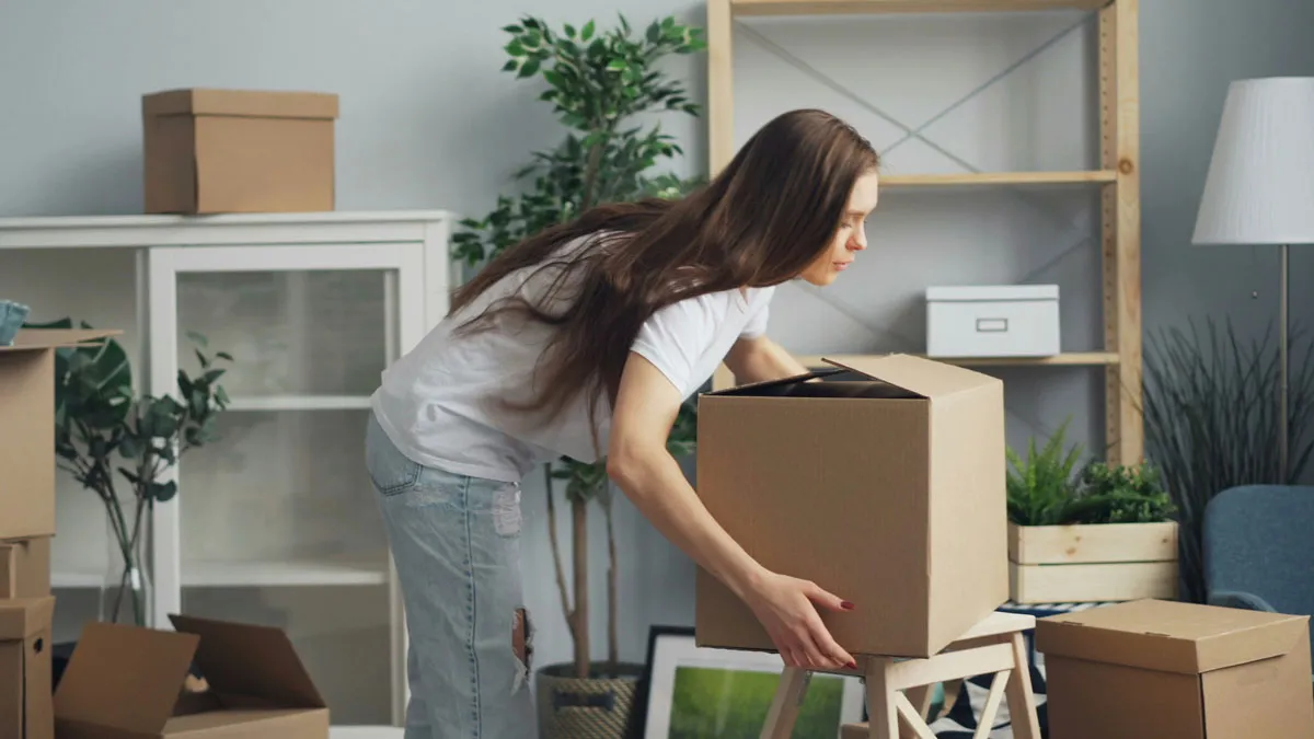 “He Hung Up”: Dad’s True Colors Come Out After His Daughter Buys A Home Without Telling Him