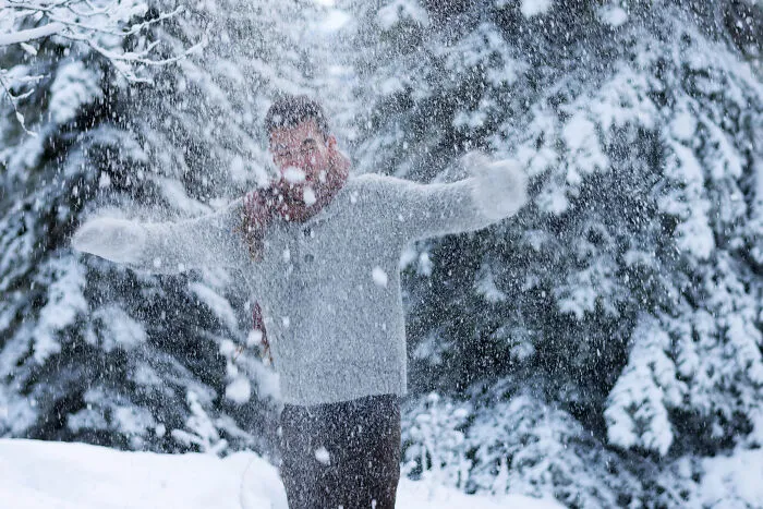 30 Funny Moments Of Deaf People Realizing Something They Thought Was Loud Was Totally Silent
