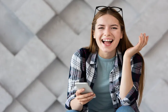 Gen Z Gives Compliments Like No Other, And Here Are 36 Of The Most Iconic Ones