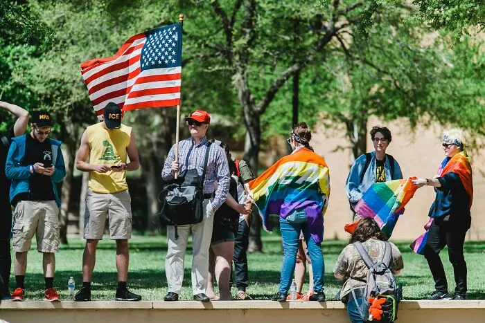 "Free Toilets Everywhere": 30 Interesting Facts About The US People Understand Only After Visiting