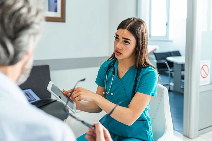 50 Hospital Employees Share The Strangest Cases They’ve Had