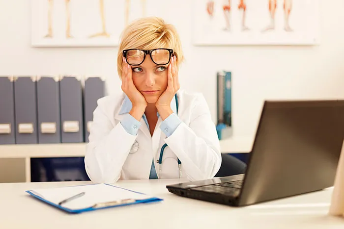 50 Hospital Employees Share The Strangest Cases They’ve Had