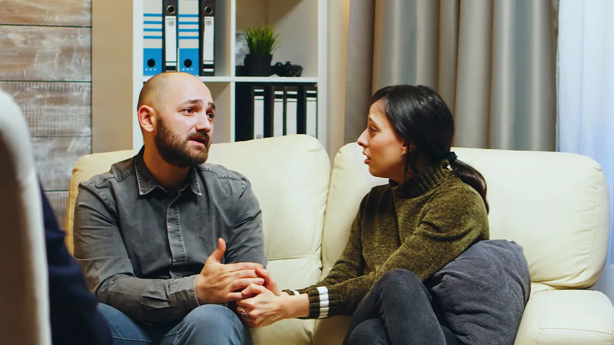 Woman Panics As Husband’s Ex Reaches Out To Him After 8 Years And He Wants To Hear Her Out