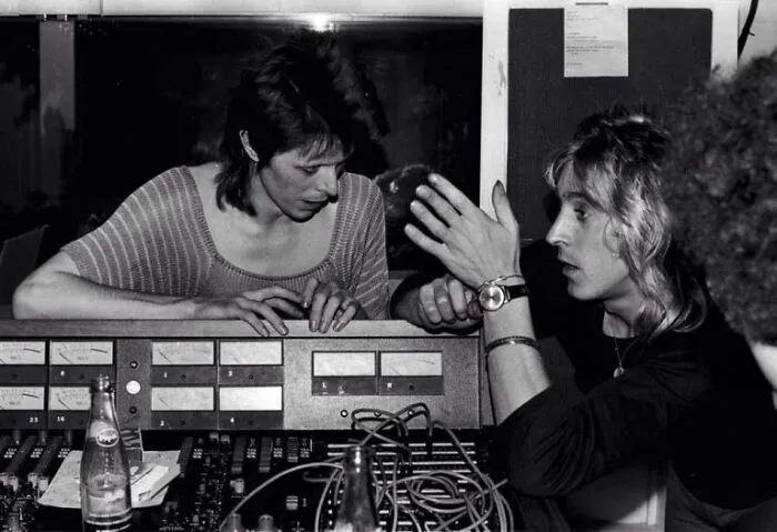 David Bowie And Mick Ronson Working At Chateau D’herouville (1973)