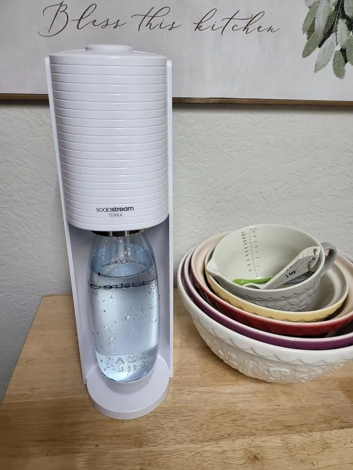 Turning Regular Tap Water Into Fancy Spicy Water With A <a Style="Display:inline;" Href="Https://Www.amazon.com/Sodastream-Sparkling-Bundle-Bottles-Flavors/Dp/B097td87zy?_encoding=utf8&pf_rd_m=atvpdkikx0der&pf_rd_s=merchandised-Search-7&pf_rd_r=jsa87hkfa6ktf2dax4kz&pf_rd_p=723b5440-F2b2-4ee0-8922-De3a77b1bcb3&pf_rd_t=&pf_rd_i=203382049011&th=1&linkcode=ll1&tag=bpsloth-20&linkid=e19e77fd49905b5ce615b932daad105e&language=en_us&ref_=as_li_ss_tl" Target="_blank">    <span Style="Font: Inherit; Color: #d74b1f;"> Sodastream Terra</Span> Makes You Feel Like Some Kind Of Kitchen Alchemist