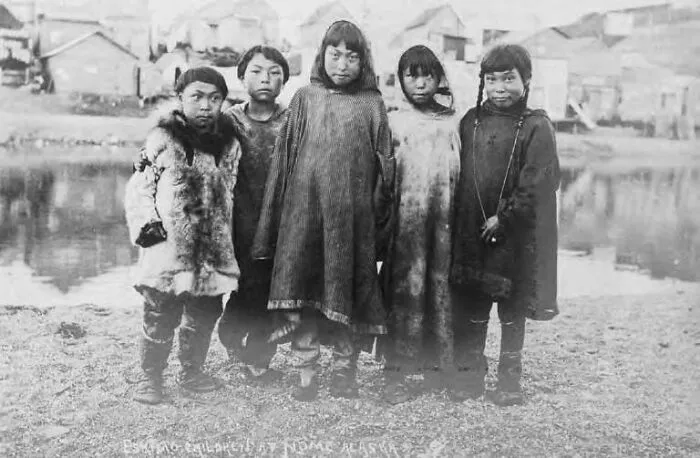 Inuit Children, Nome, Alaska, Between 1901 And 1911