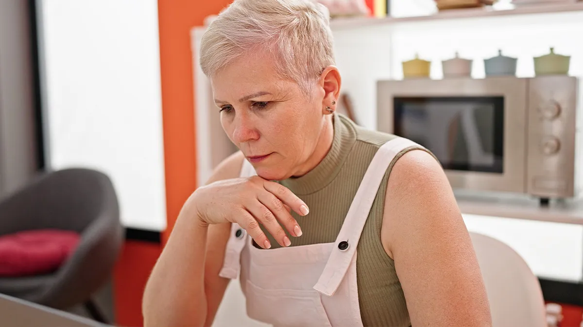 Man Sells The House He’s Inherited With Aunt Still Living There As She Refuses To Leave
