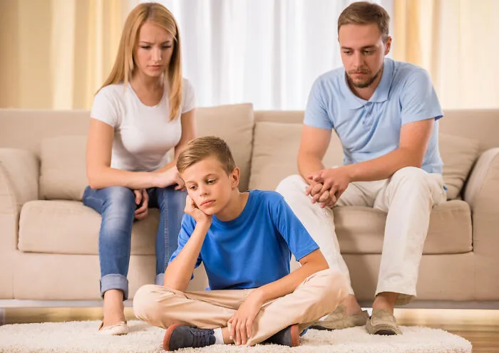 People Online Recall Debunked Advice And “Facts” From Parents During Their Childhood (32 Stories)