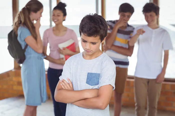 People Online Recall Debunked Advice And “Facts” From Parents During Their Childhood (32 Stories)