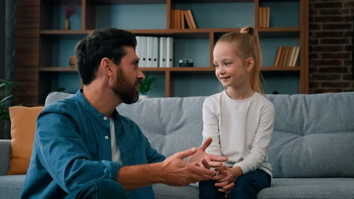People Online Recall Debunked Advice And “Facts” From Parents During Their Childhood (32 Stories)