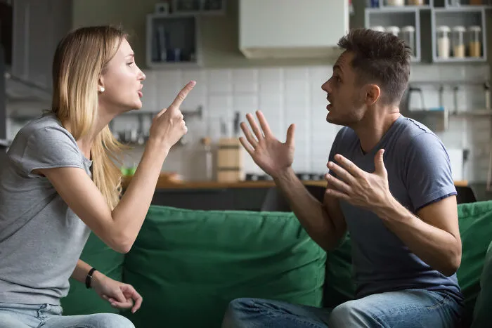 37 Reasons Why These Decade-Long Marriages Came To An End—And Some Might Break Your Heart