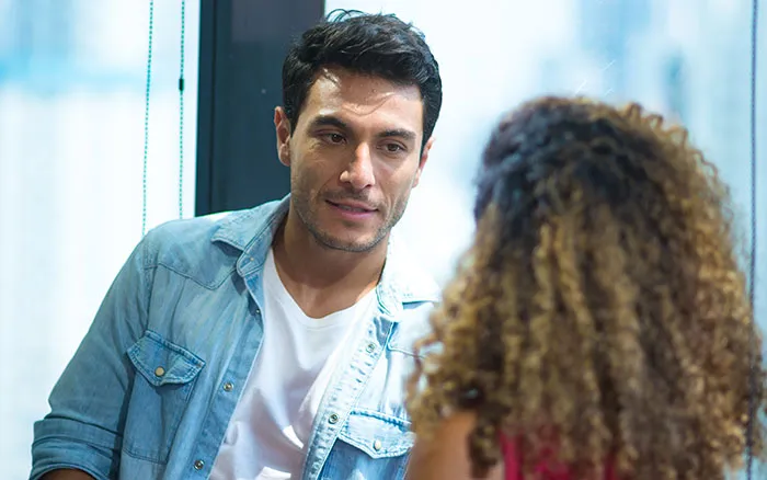 42 Single Male Behaviors That Destroy Any Hope For Romance, According To These Women