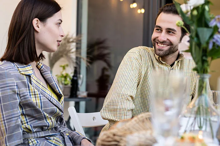 42 Single Male Behaviors That Destroy Any Hope For Romance, According To These Women