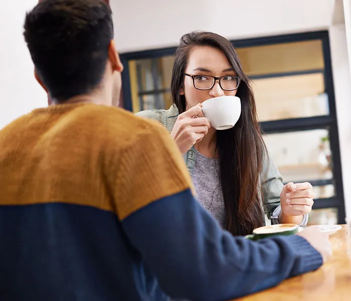 42 Single Male Behaviors That Destroy Any Hope For Romance, According To These Women