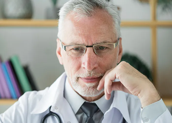 50 Times Doctors Didn’t Take Their Patients Seriously And Gaslit Them Instead