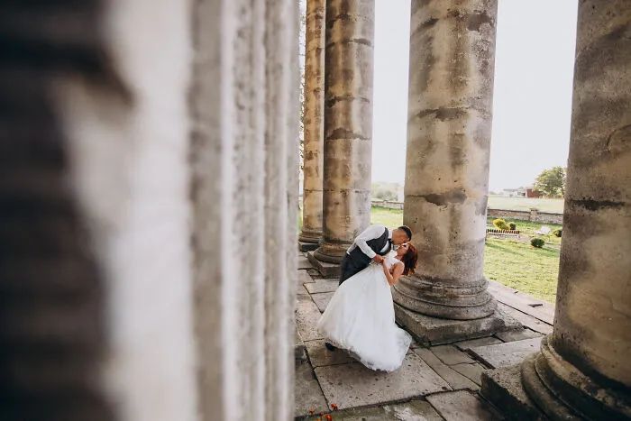 32 Main Differences That Guests Noticed After Attending Multiple Weddings For The Same Person