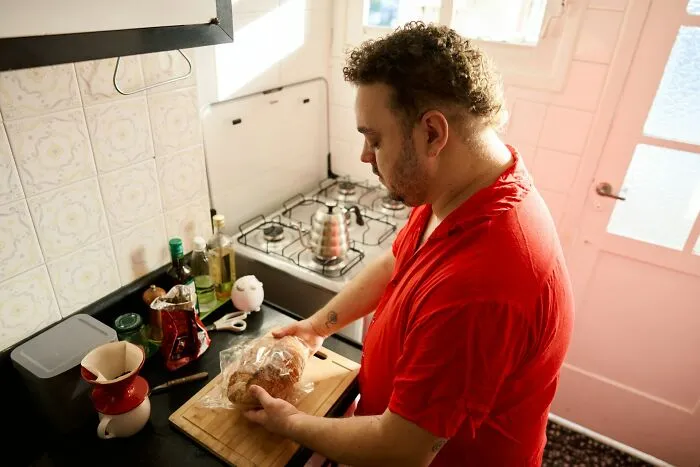 35 Basic Life Skills That Weirdly Many Adults Still Can’t Do